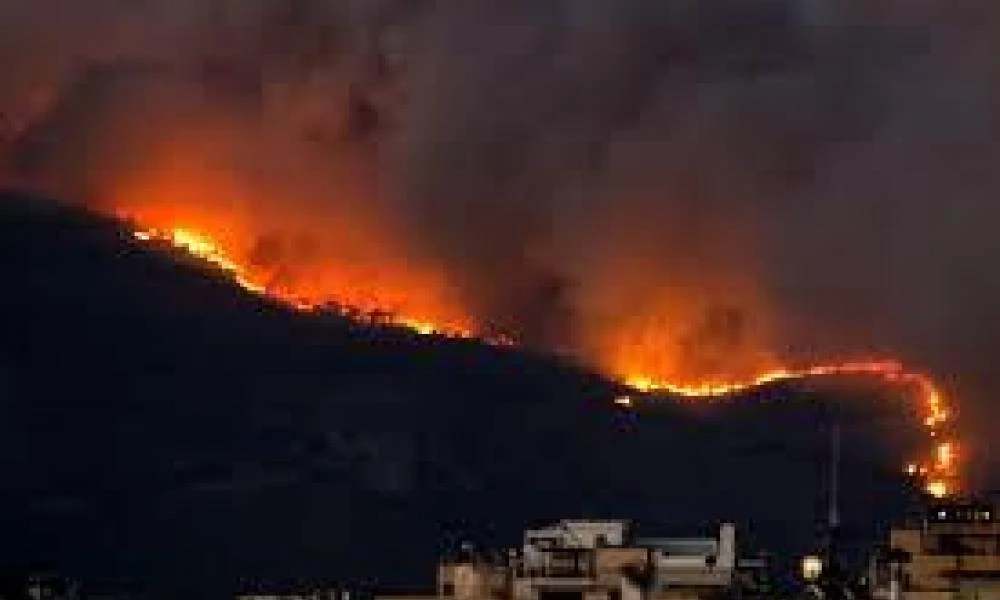Συνελήφθη αλλοδαπός ως υπαίτιος για την φωτιά στην Ραφήνα-Δύο εβδομάδες πριν το είχε ξανακάνει